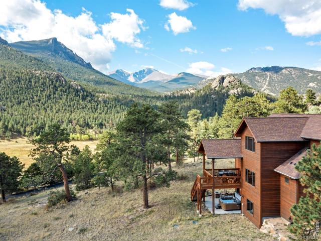 House for sale in Estes Park, Larimer County
