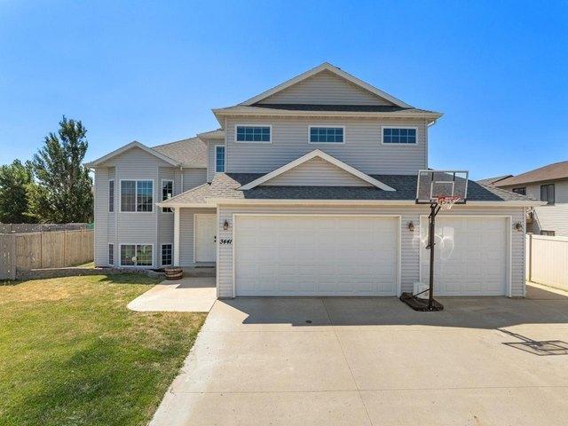 House for sale in Minot, Ward County