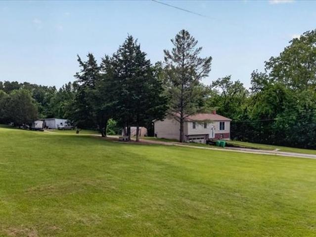 House for sale in De Soto, Missouri