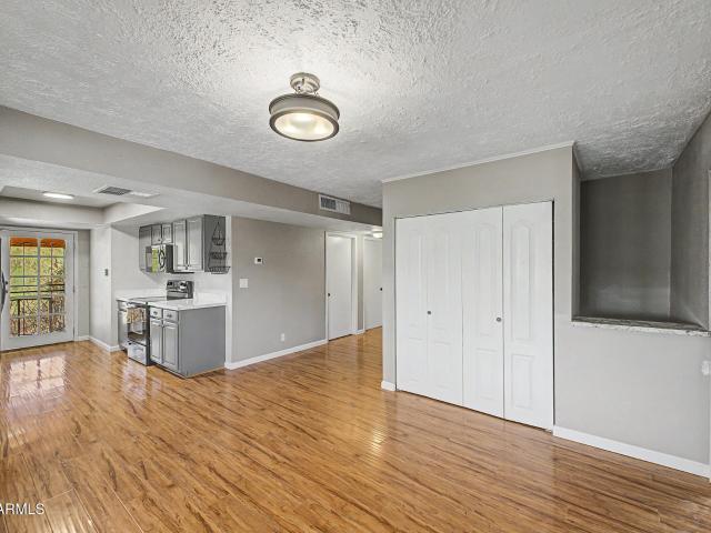 House for sale in New River, Arizona