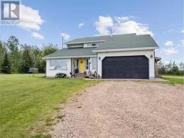House for sale in Tomslake, British Columbia