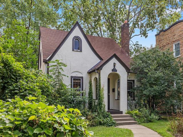 House for sale in Hennepin, Minnesota