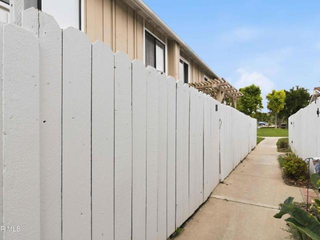 Townhouse for sale in Simi Valley, California