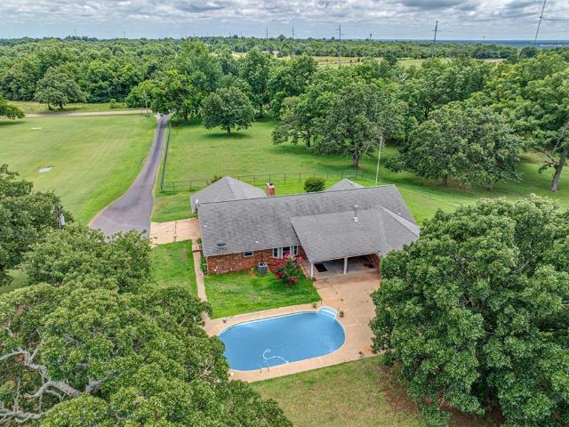 House for sale in Chandler, Oklahoma