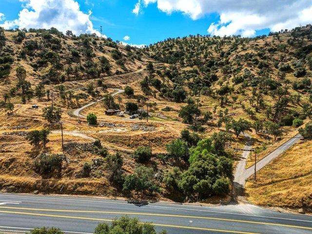 Land for sale in Tulare, California