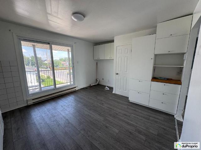 Apartment for rent in Saint-Hubert, Longueuil
