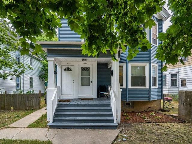House for sale in Milwaukee, Wisconsin