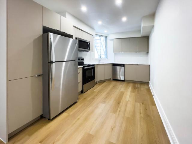 Apartment for rent in St. Leonard's, Quebec