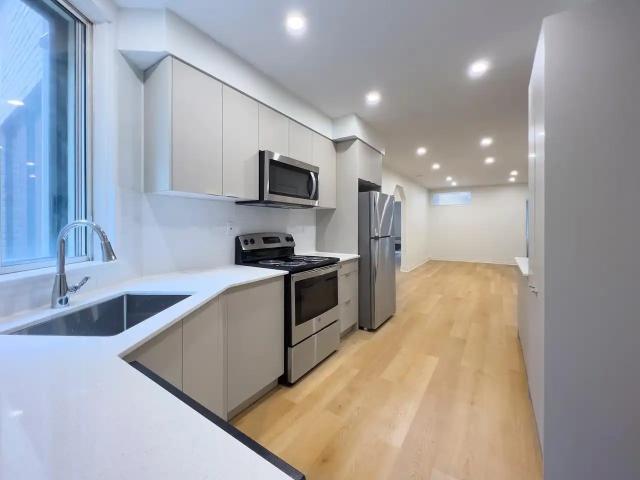 Apartment for rent in St. Leonard's, Quebec