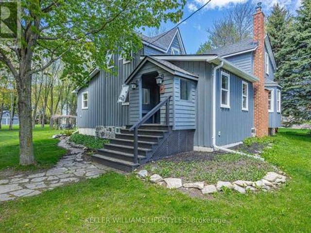 House for sale in Ontario