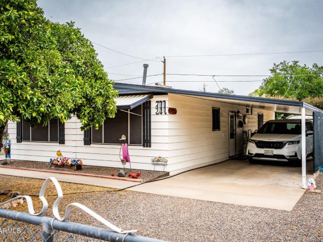 Property for sale in Black Canyon City, Arizona