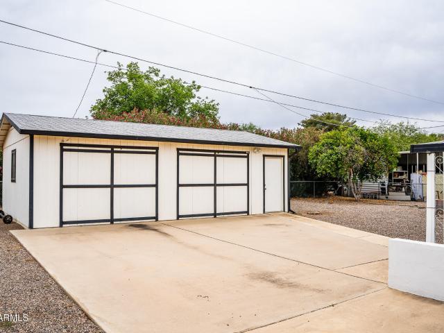House for sale in Black Canyon City, Arizona