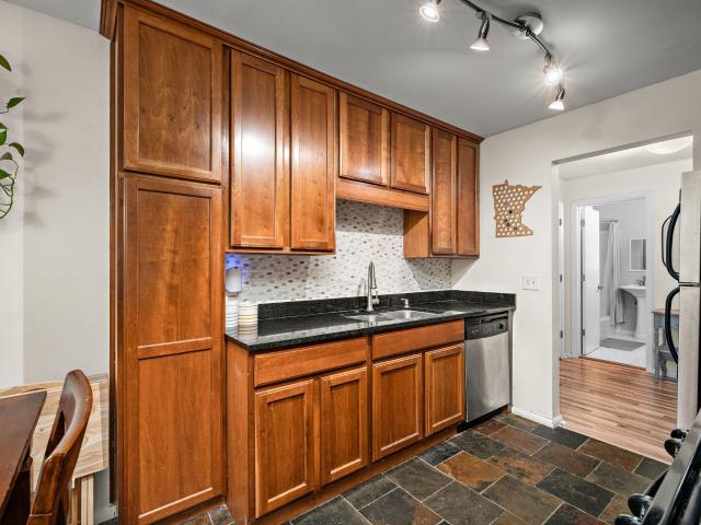 Condo for sale in Hennepin, Minnesota