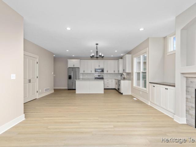 Condo for sale in Hamilton