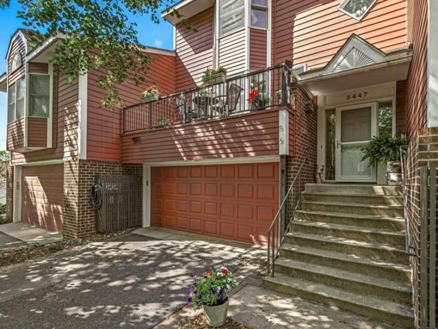 Townhouse for sale in Hennepin, Minnesota