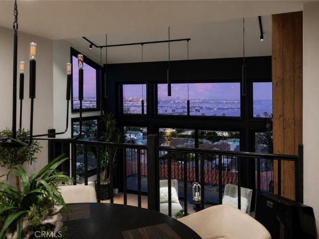 House for sale in San Pedro Arts and Cultural District, Los Angeles