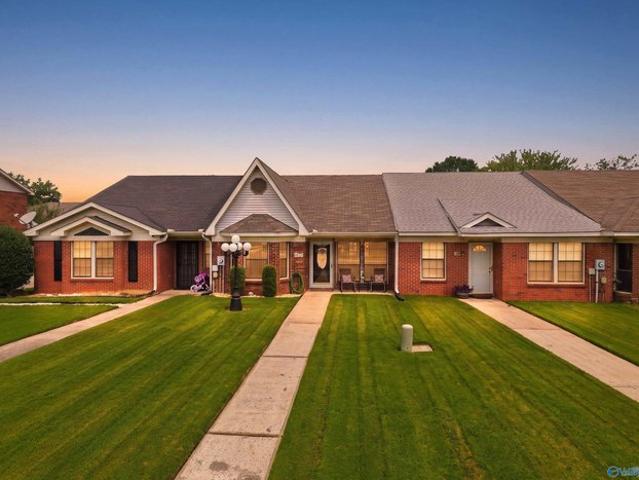 Townhouse for sale in Decatur, Alabama
