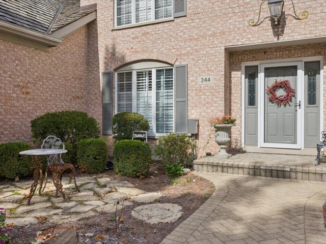House for sale in Saddle Brook, Oak Brook