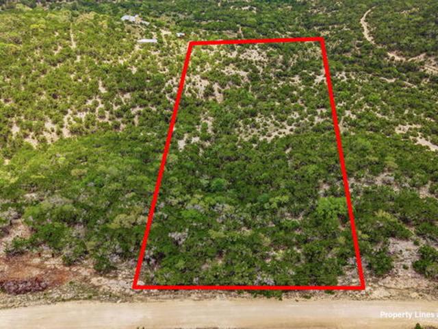Land for sale in Pipe Creek, Bandera County