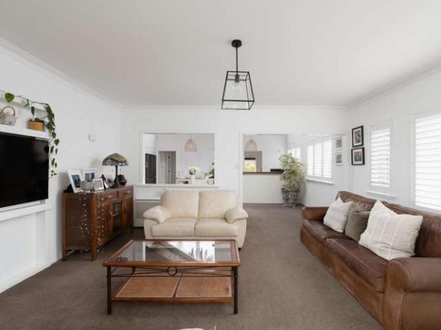 House for sale in Omokoroa, Bay Of Plenty