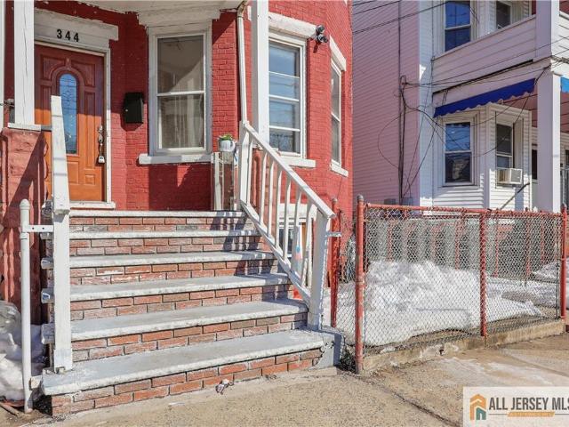 House for sale in Perth Amboy, New Jersey