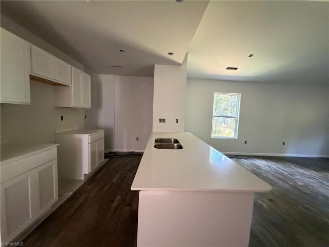 House for sale in Central Area, Eden