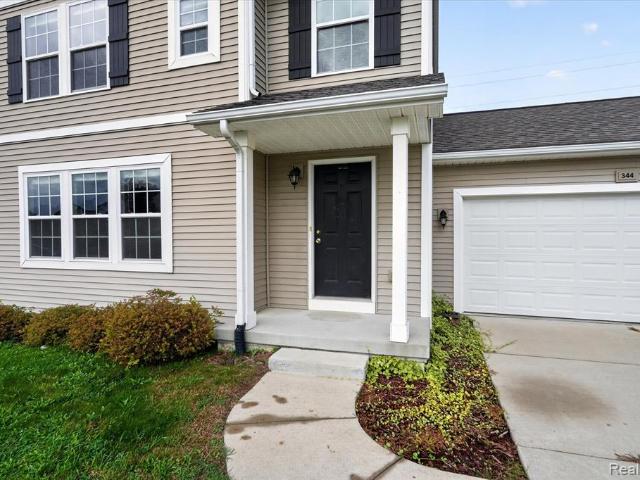 House for sale in Saddlebrook Farms, Linden