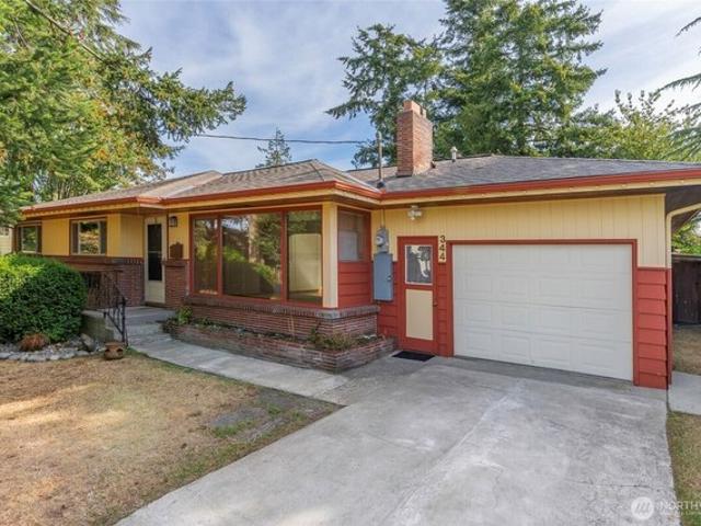 House for sale in Oak Harbor, Washington