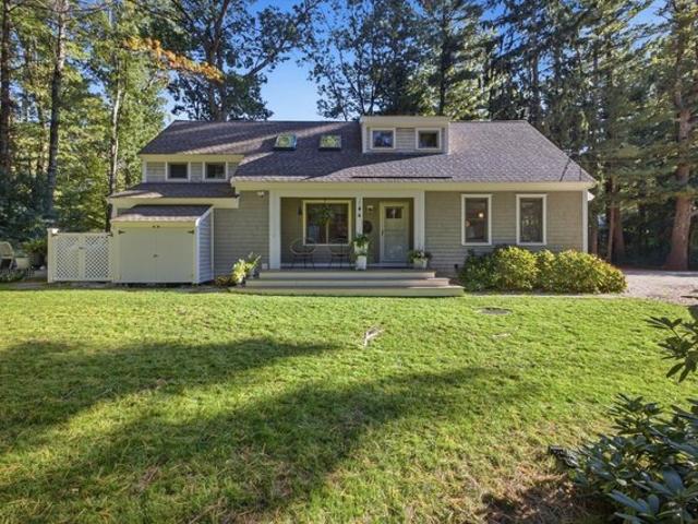 House for sale in North Duxbury, Duxbury