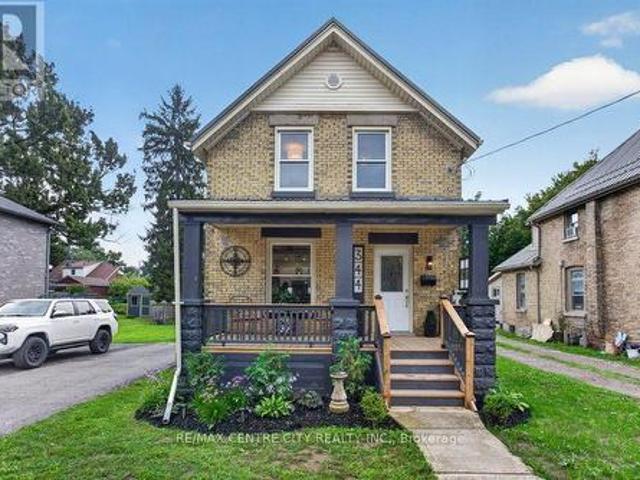 House for sale in St. Thomas, Ontario