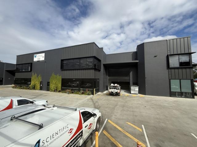 Warehouse for rent in Toombul, Queensland