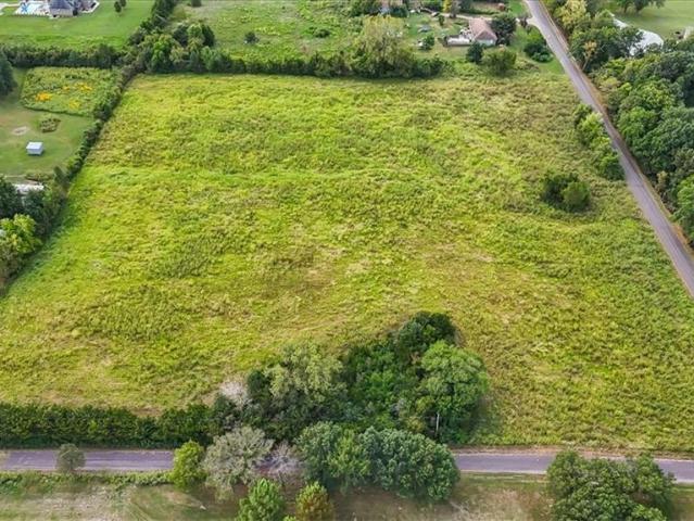 Farm for sale in Lone Jack, Jackson County