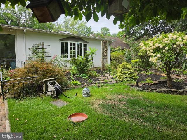 House for sale in Crosswicks, New Jersey