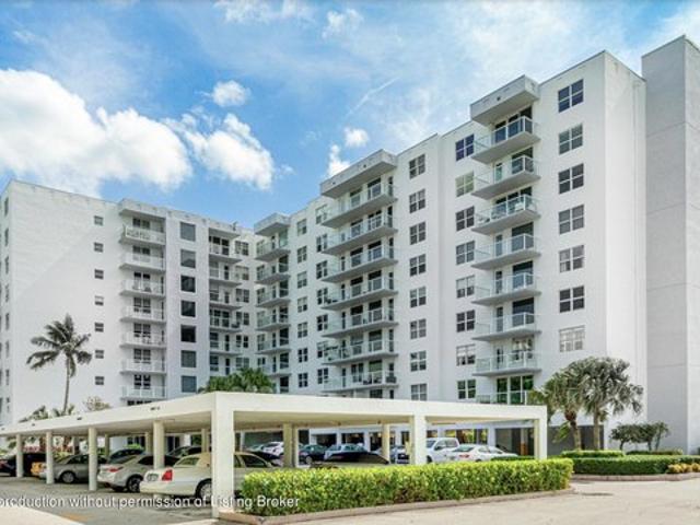 Condo for sale in Palm Beach, Florida
