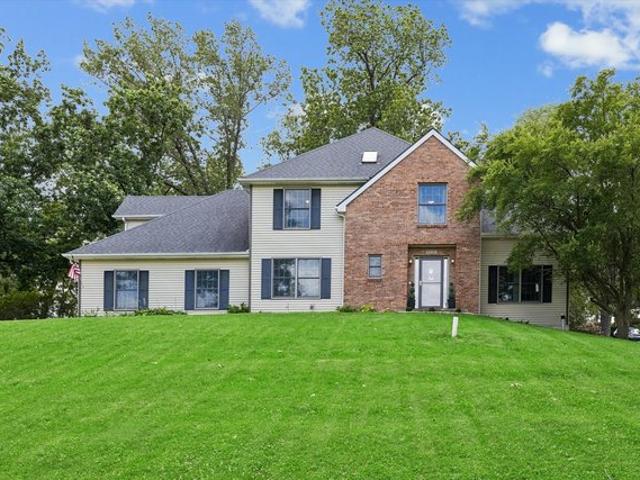 House for sale in Clinton, Iowa
