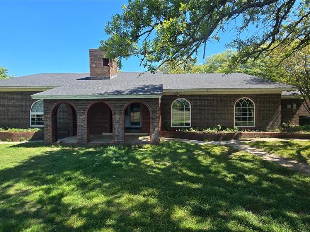 House for sale in Carter, Oklahoma
