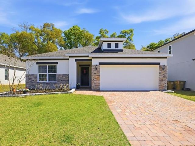 House for sale in Sorrento, Florida