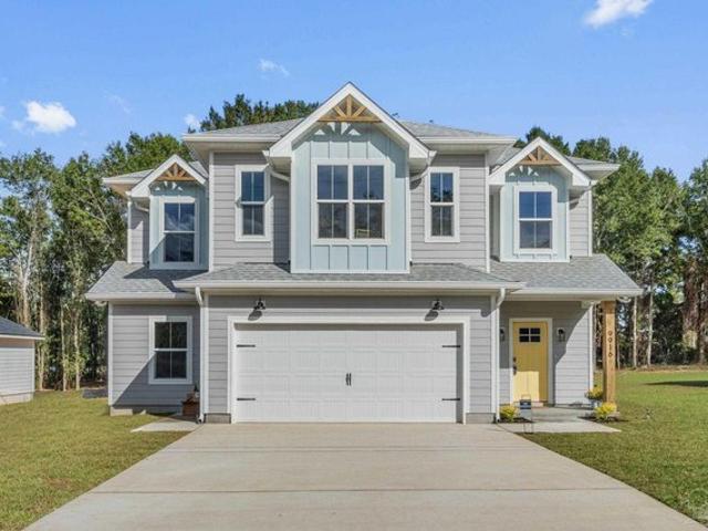 House for sale in Pace, Florida