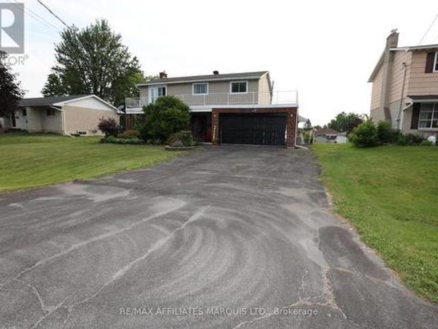 House for sale in South Stormont, Ontario