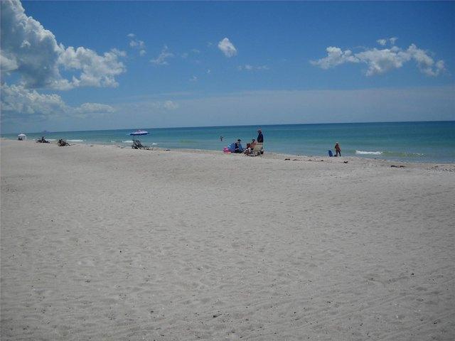 Condo for sale in Longboat Key, Manatee County