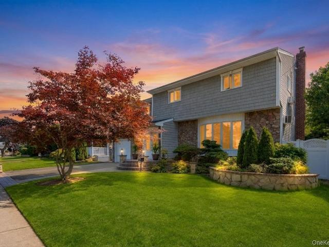 House for sale in Bay Colony, Baldwin