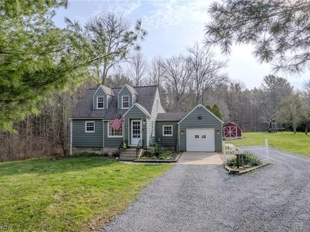 House for sale in Southington, Ohio