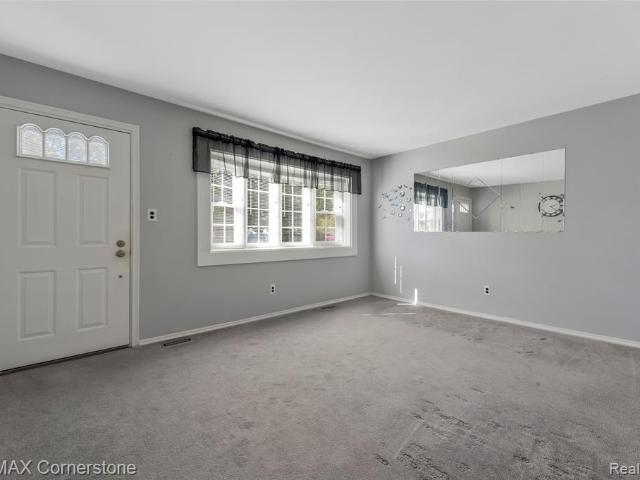 House for sale in Harroun Park, Wayne