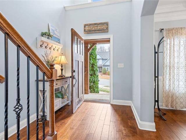 House for sale in Pfafftown, North Carolina