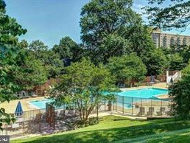 Condo for sale in Virginia