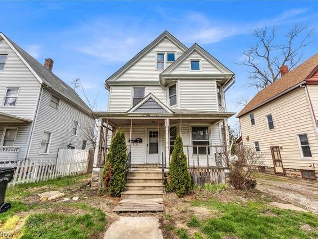 House for sale in Elyria, Ohio