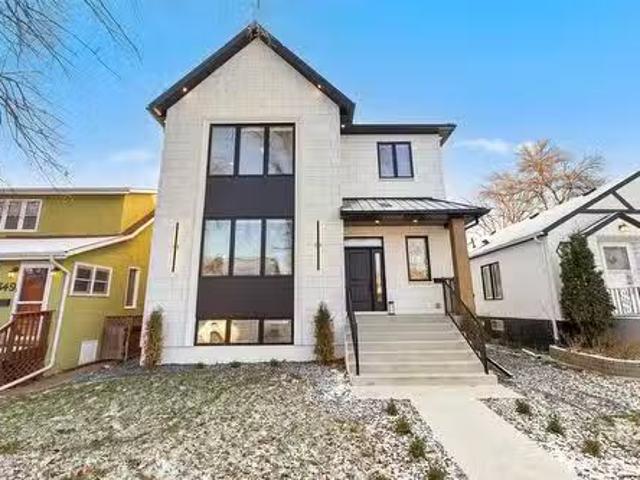 House for sale in East St. Paul, Manitoba