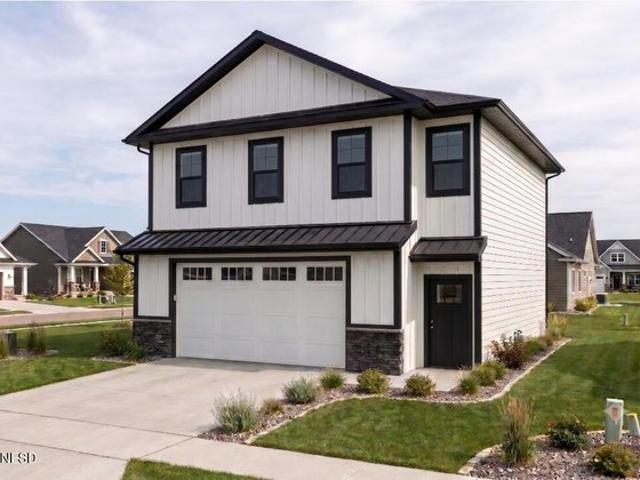 House for sale in Watertown, South Dakota