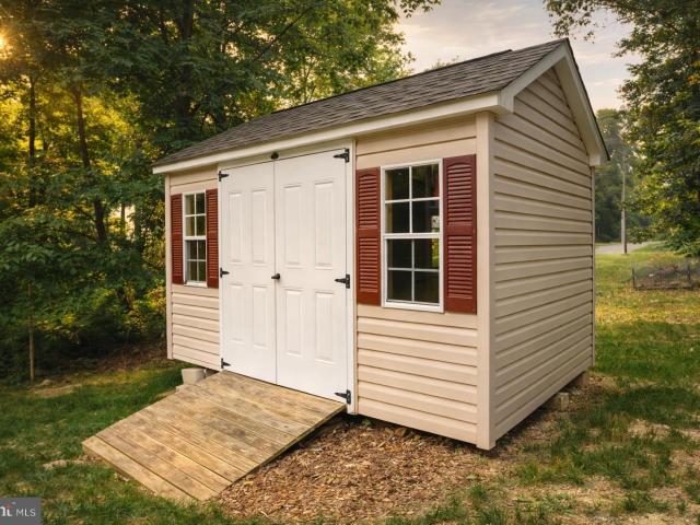 House for sale in Lusby, Maryland