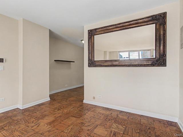 Property for sale in Manhattan Community Board 8, New York